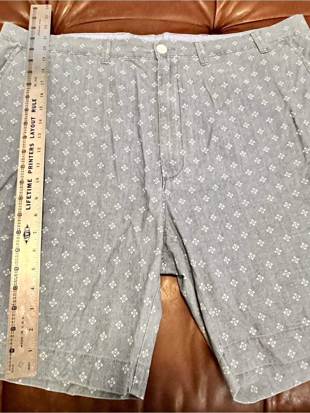 Roundtree & Yorke Light Gray Printed Flat Front Shorts
